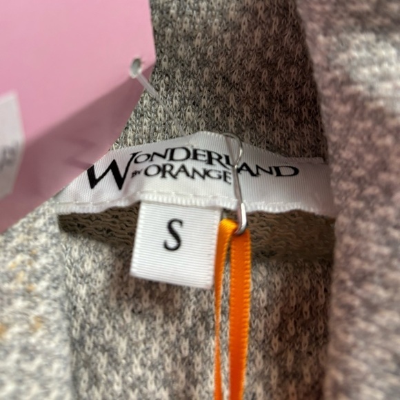 Donating 10/25 Wonderland by Orange Cowl Neck Sweater, Oversized Small, NWT - Picture 4 of 9